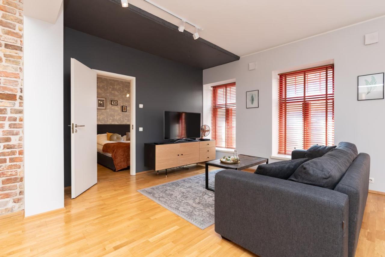 Stylish Apartment With Parking In Telliskivi Talin Exterior foto