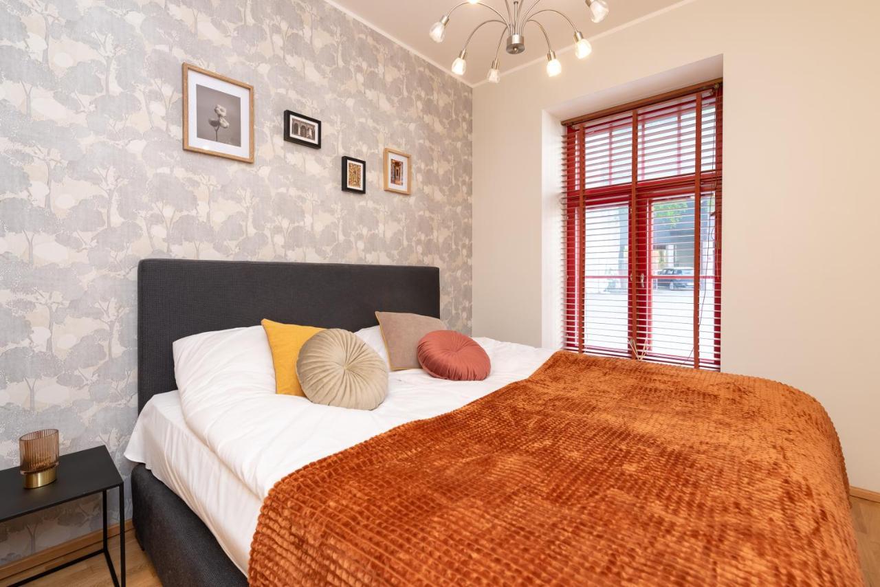 Stylish Apartment With Parking In Telliskivi Talin Exterior foto